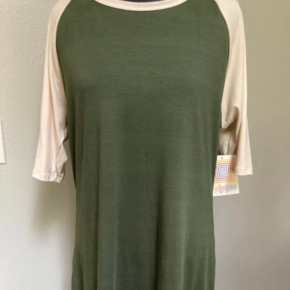 LuLaRoe Julia Raglan